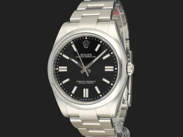 Rolex - Oyster Perpetual 41 Black Dial 124300 NEW