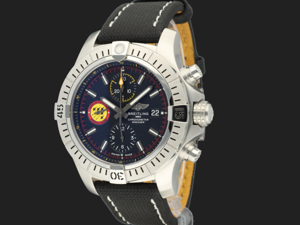 Breitling - Avenger Chronograph 45 SWISS AIR FORCE TEAM A13317