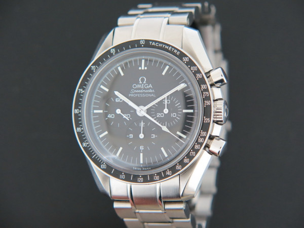 Omega - Speedmaster Professional Moonwatch 