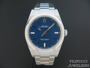 Rolex Oyster Perpetual 114300 Blue