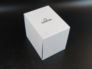 Omega Travel Box