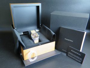 Panerai Radiomir Venti Paneristi 20 Years PAM02020