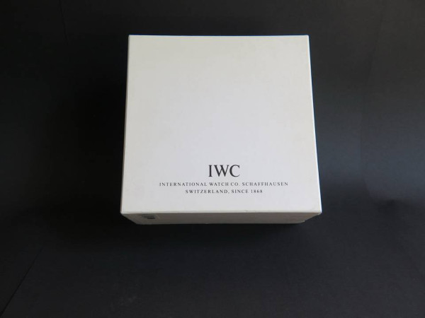 IWC - Outer box