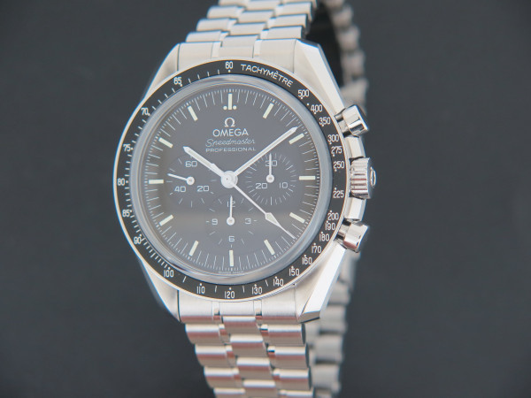 Omega - Speedmaster Professional Moonwatch Co-Axial Sapphire 31030425001002