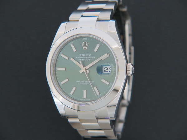 Rolex - Datejust 41 Mint Green Dial 126300 NEW