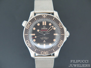 Omega Seamaster Diver 300M 007 Edition NEW 210.90.42.20.01.001