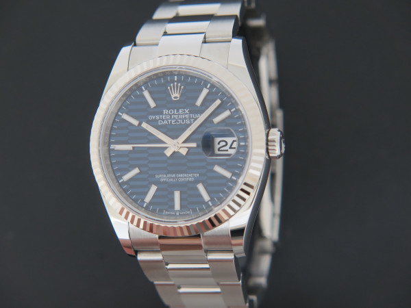Rolex - Datejust 36 Blue Motif Dial 126234 NEW 