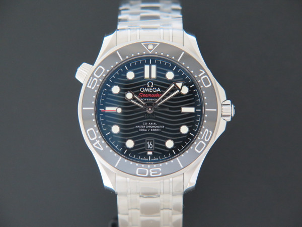 Omega - Seamaster Diver 300M Coâ€‘Axial Master Chronometer NEW