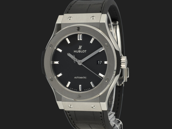 Hublot - Classic Fusion Titanium Black Dial 42mm 542.NX.1171.LR NEW