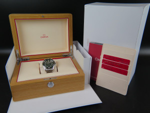 Omega Seamaster Diver 300M Co-Axial Master Chronometer Green Dial NEW 21030422010001
