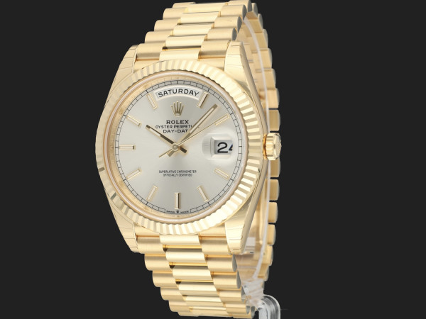 Rolex - Day-Date 40 Yellow Gold Silver Dial 228238 99% NEW FULL STICKERS