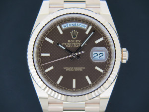 Rolex Day-Date 40 Everose Gold Chocolate Dial 228235 NEW