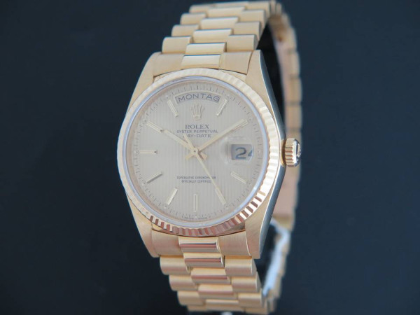 Rolex - Day-Date Yellow Gold 