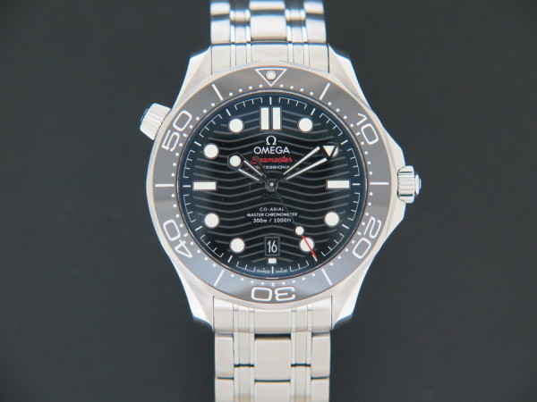 Omega - Seamaster Diver 300M Coâ€‘Axial Master Chronometer NEW