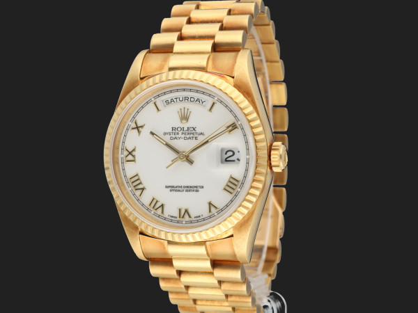 Rolex - Day-Date 36 Yellow Gold White Porcelain Dial 18238