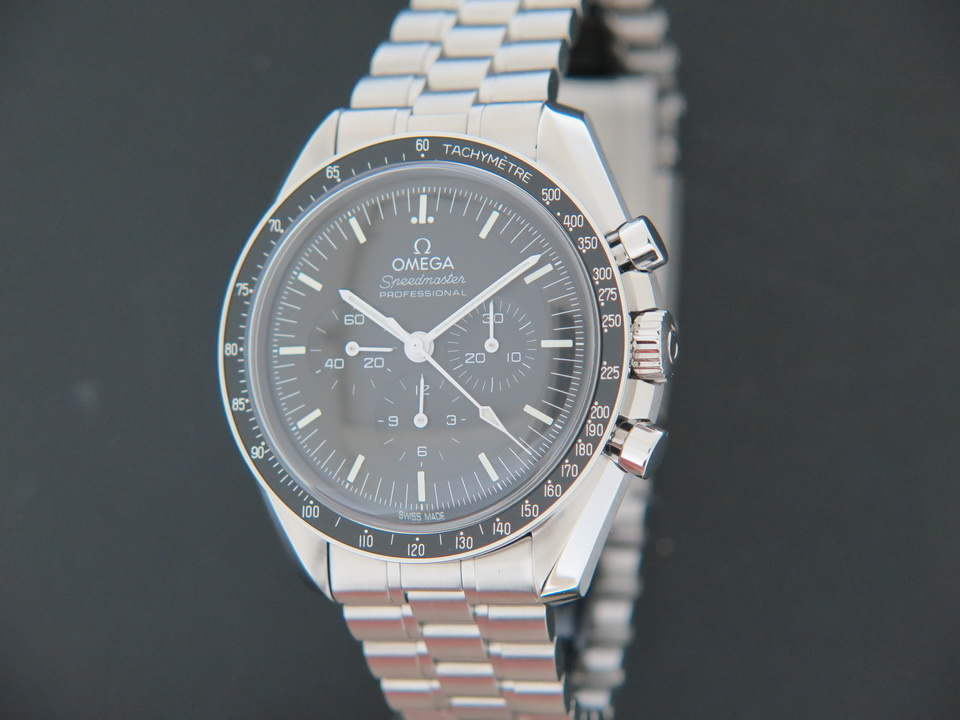 Omega Speedmaster Professional Moonwatch Co-Axial Master Chronometer NEW 310.30.42.50.01.001