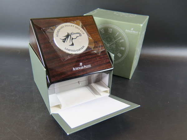Audemars Piguet - Box 'QE II Cup'