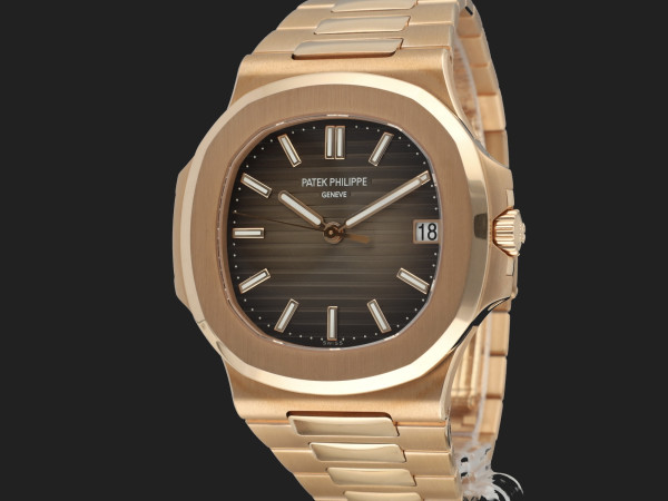 Patek Philippe - Nautilus Rose Gold 5711R NEW