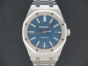 Audemars Piguet Royal Oak Selfwinding Blue Dial 15400ST.OO.1220ST.03.A