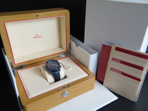 Omega Speedmaster Moonphase Co-Axial Master Chronometer Blue Side Of The Moon
