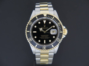 Rolex Oyster Perpetual Submariner Date