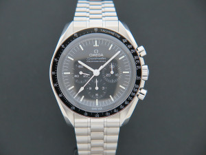 Omega Speedmaster Professional Moonwatch Co-Axial Master Chronometer 31030425001001