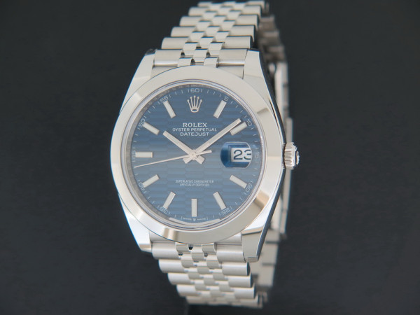 Rolex - Datejust 41 Blue Motif Dial 126300 NEW 