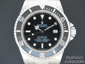 Rolex Sea-Dweller 16600     