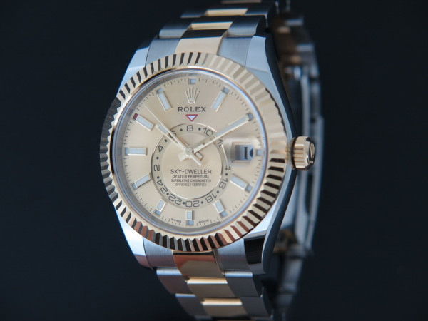 Rolex - Sky-Dweller Gold/Steel Champagne 326933 NEW 