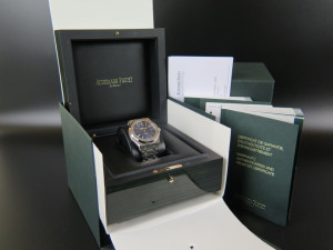 Audemars Piguet Royal Oak Selfwinding Blue Dial 15400ST.OO.1220ST.03.A