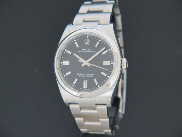 Rolex - Oyster Perpetual 36 Black Dial 126000 NEW