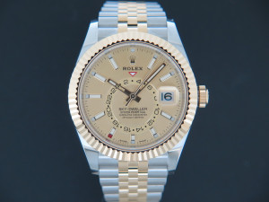 Rolex Sky-Dweller Gold/Steel Champagne 326933 NEW