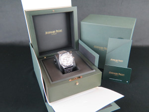Audemars Piguet Royal Oak Selfwinding Chronograph Silver Dial 26240ST NEW