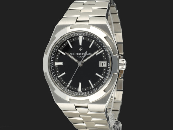 Vacheron Constantin - Overseas Self-Winding Black Dial 4500V