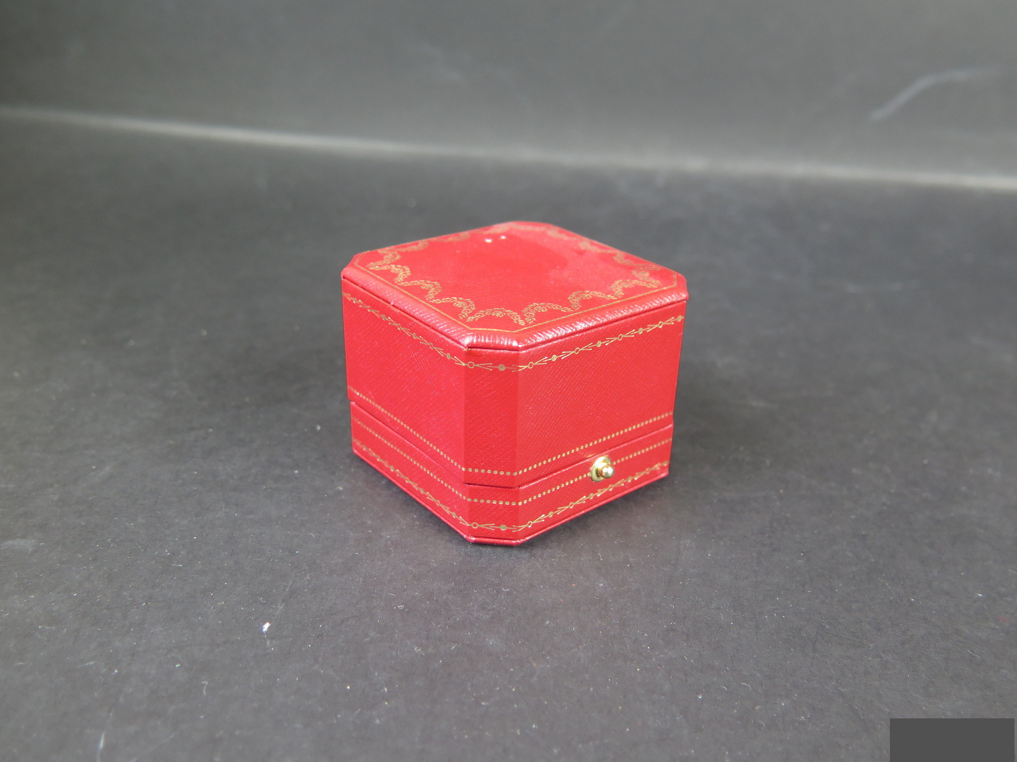 Cartier ring boxes 2025