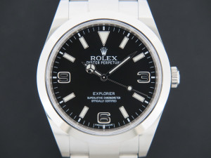 Rolex Explorer 39 214270