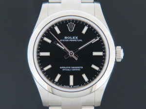 Rolex Oyster Perpetual 31 Black Dial 277200 NEW 