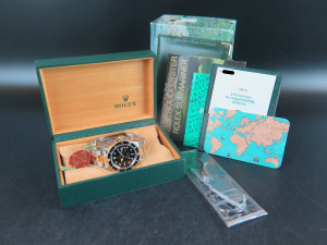 Rolex Submariner Date Gold/Steel Black Dial 16613 FULL SET