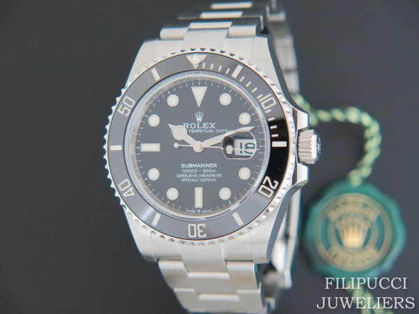 Rolex - Submariner 126610LN NEW MODEL
