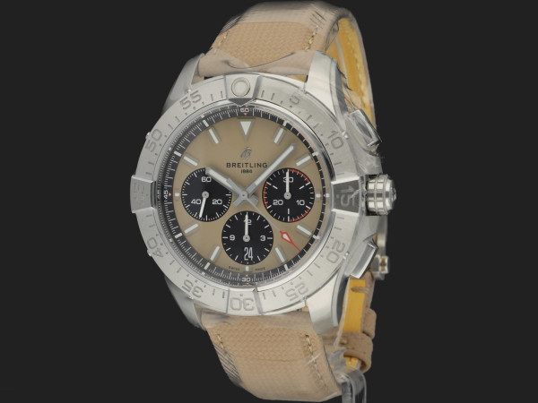 Breitling - Avenger B01 Chronograph 44 AB0147 NEW