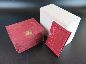 Omega Box Set With Cardholder
