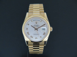 Rolex Oyster Perpetual Day-Date Rose Gold 