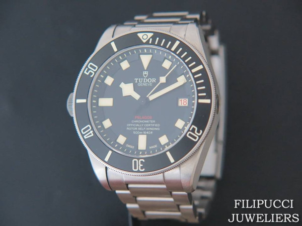 Tudor - Pelagos Black LHD 25610TNL 