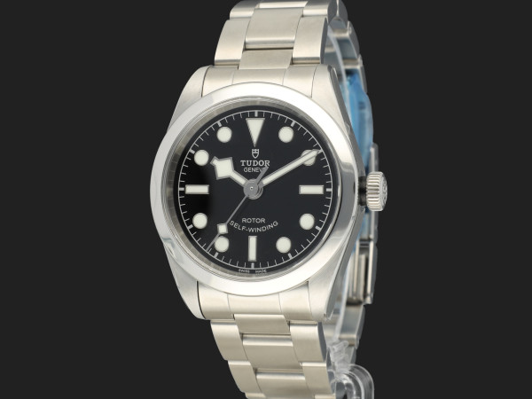 Tudor - Black Bay 32 Black Dial 79580 99% NEW  