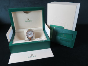 Rolex Datejust  Everose/Steel Silver Palm Dial 126231 NEW