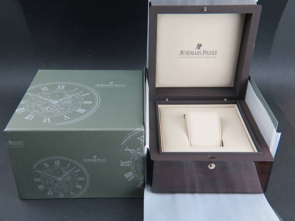 Audemars Piguet - Box