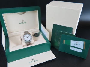 Rolex Oyster Perpetual 39 White Dial 114300