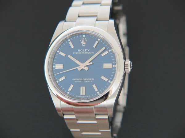 Rolex - Oyster Perpetual 36 Blue Dial 126000 NEW