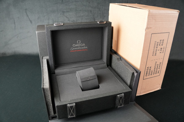 Omega - Speedmaster Professional Box Set    