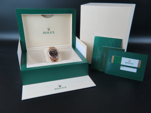 Rolex Day-Date Everose Chocolate Dial 118235